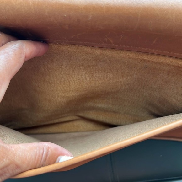 Rafael | Vintage Brown Leather Classic Briefcase Laptop Bag - Picture 11 of 15